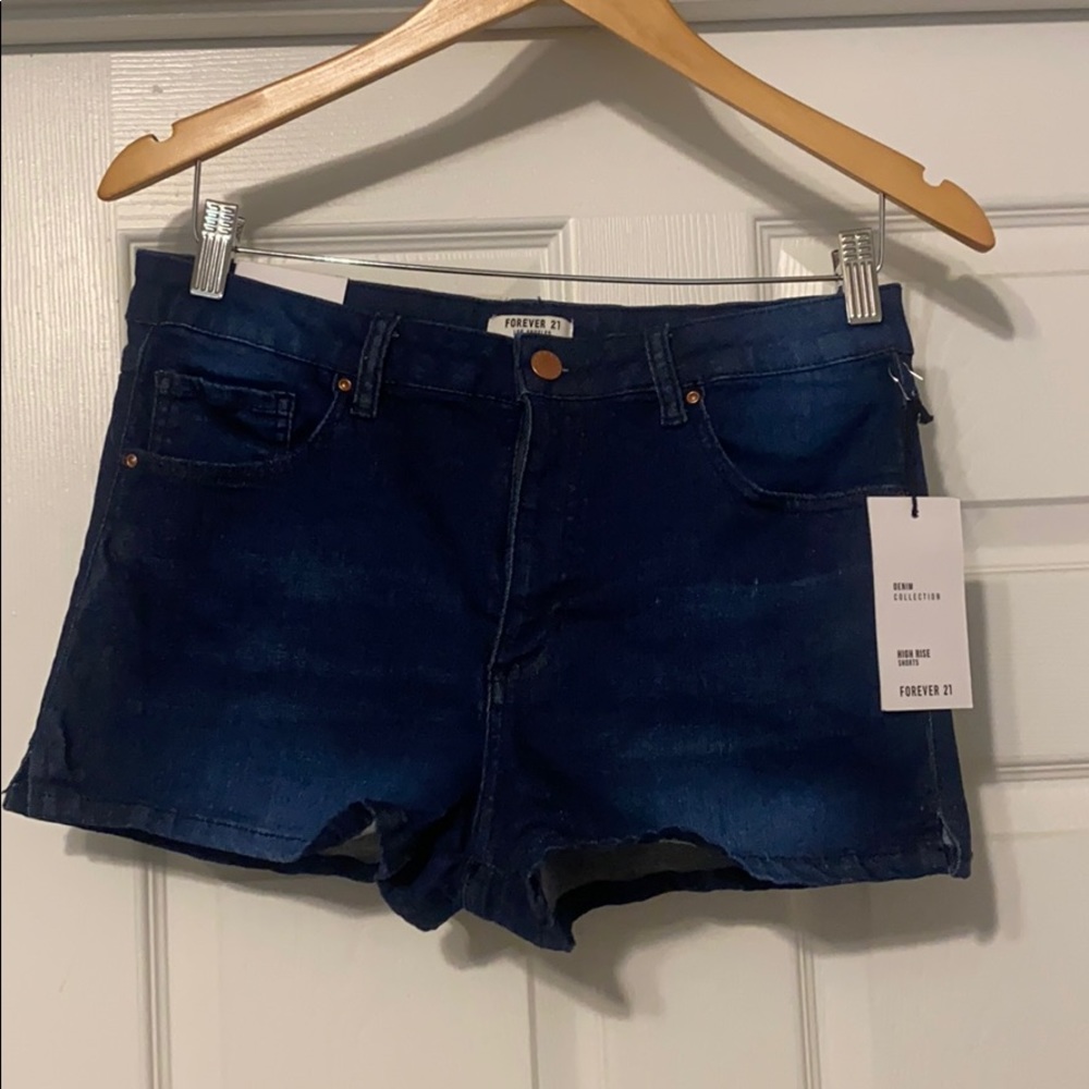 NWT - highrise jean shorts. Stretchy!